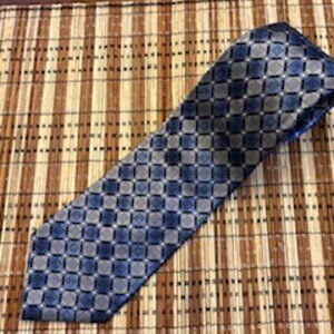 PLATINUM DESIGNS Men's Necktie 100% Silk Blue and Silver Geometric Pattern Tie